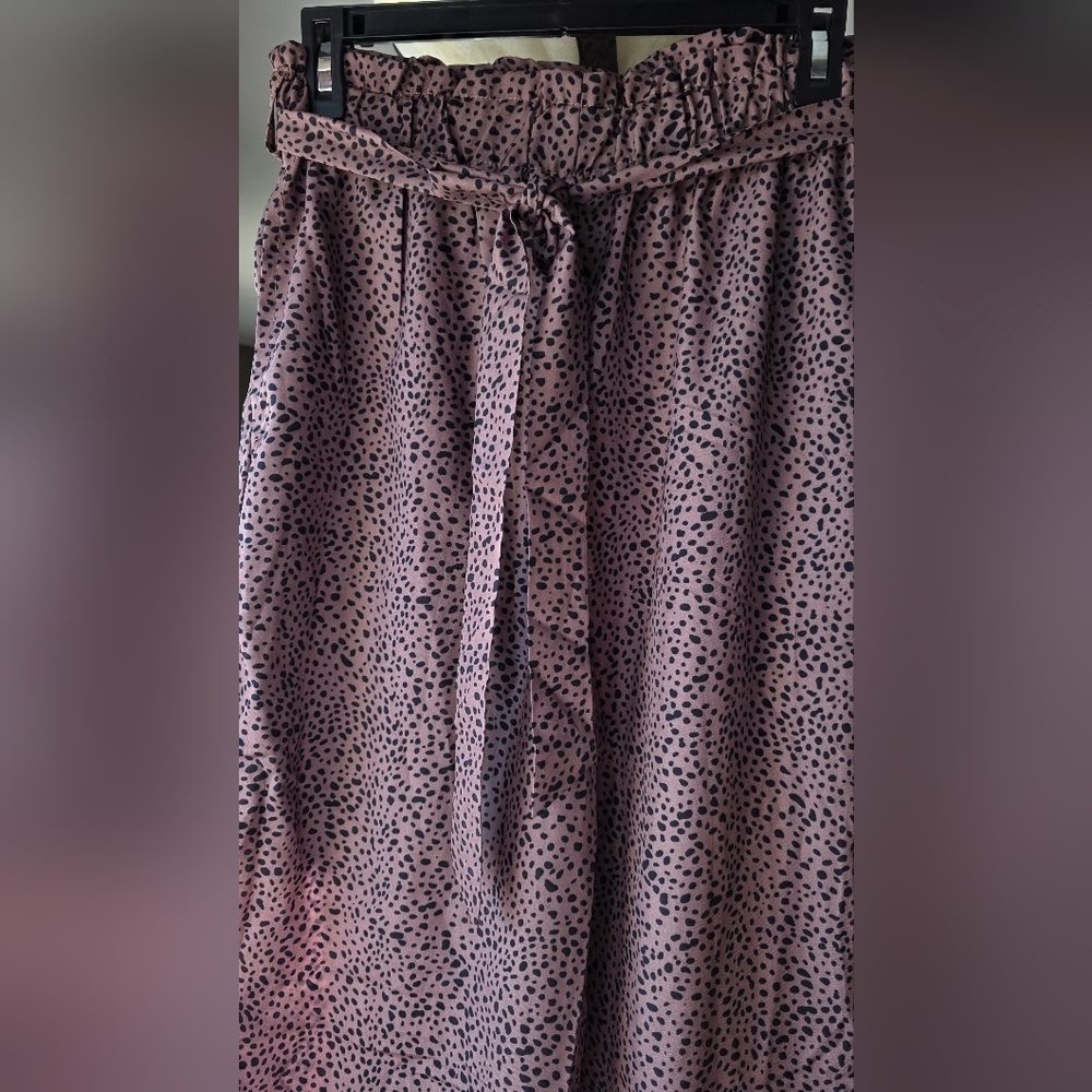 Black Top and Purple Patterned Pants Set - Picture 3 of 4